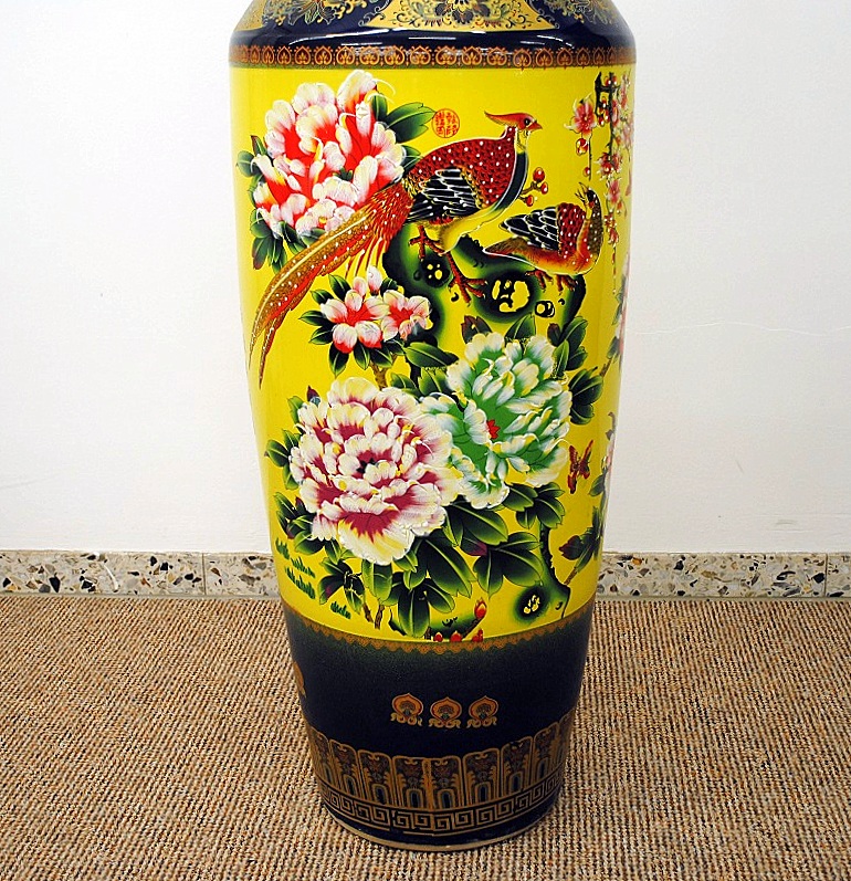 Monumentales Prunkgefäß Standvase Vase hochwertiges China Porzellan H 140 cm