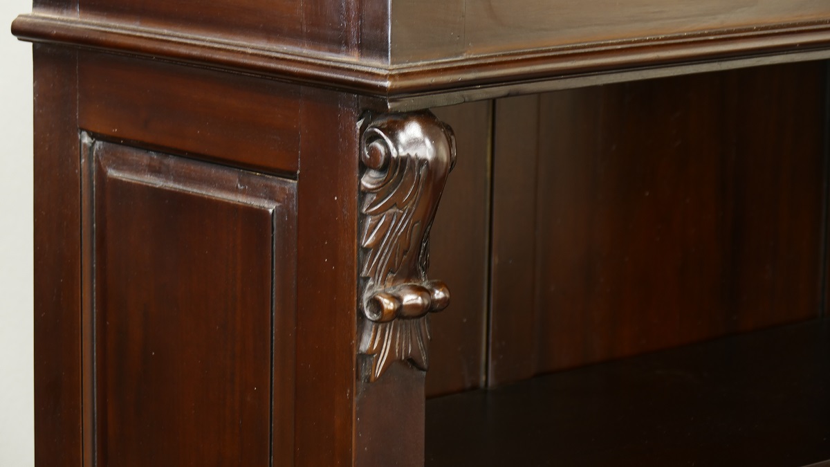 Wunderschönes Buchregal Bücherschrank Bücherregal Regal aus massiv Mahagoni