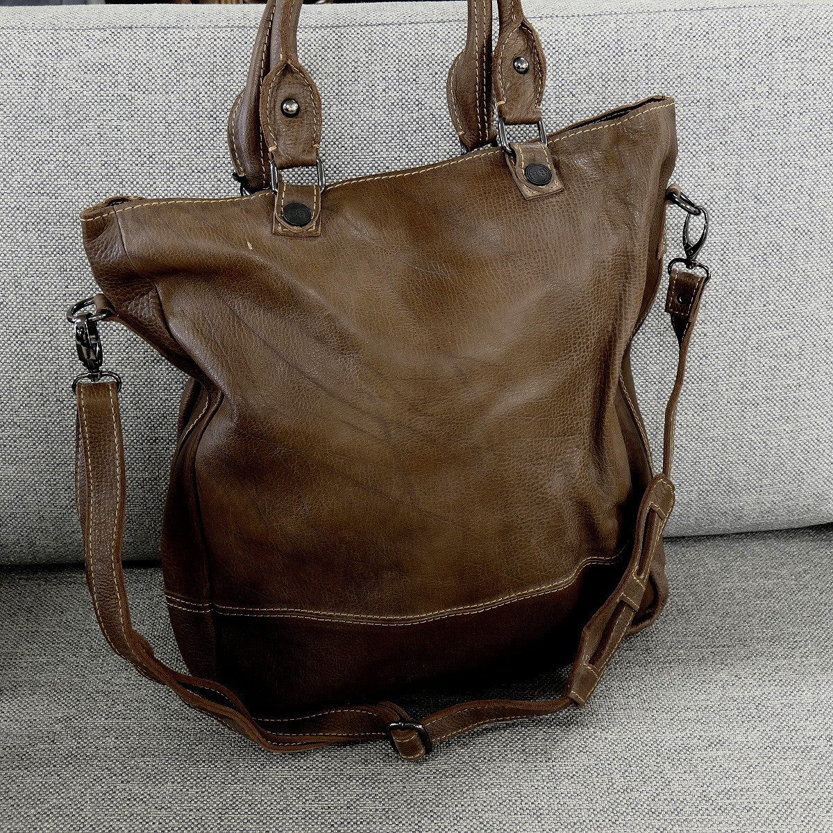 Buddha to Buddha Tasche Shopper Bag Zip Pocket Bag Farbe cognac