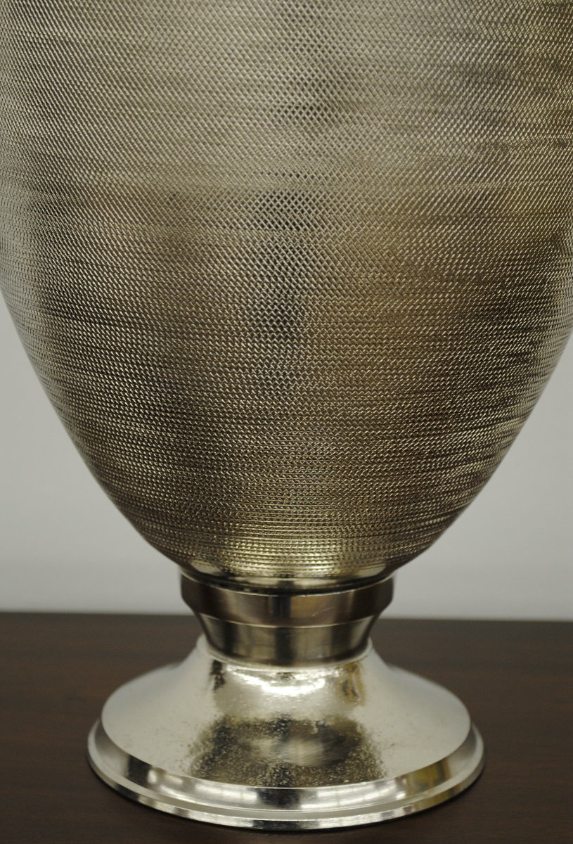 Standvase Vase Übertopf Kelch Aluminium gehämmert Farbe Silber 29cm