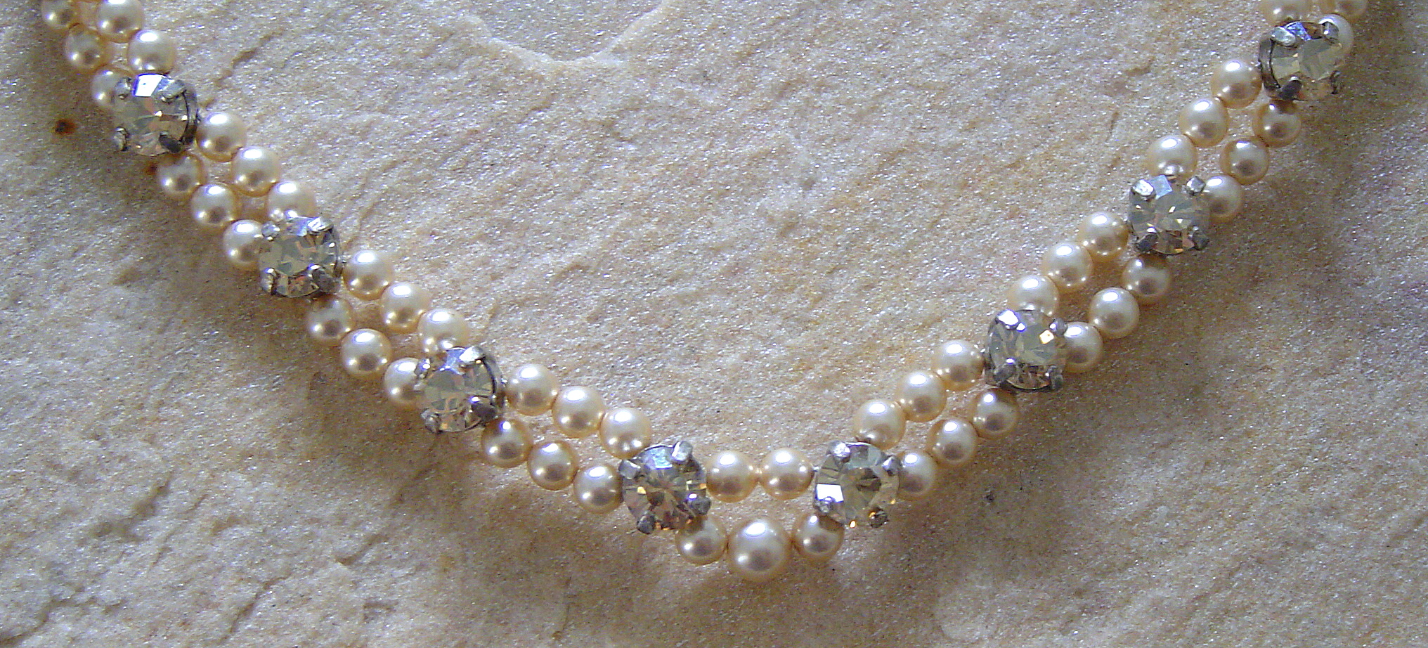 KONPLOTT Kette Pearl Shadow crystal champagne / antique silver