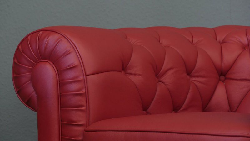1-Sitzer Modell YS-2008 Sessel Couch Sofa Chesterfield Italy Leder rot