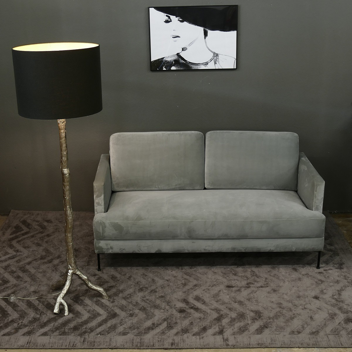 Designer Leuchte Stehleuchte Lampe Stehlampe Silber / Black Höhe 66 cm 