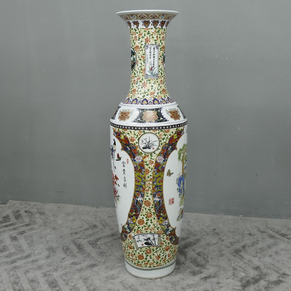 Monumentales Prunkgefäß Standvase Vase hochwertiges China Porzellan H 140 cm