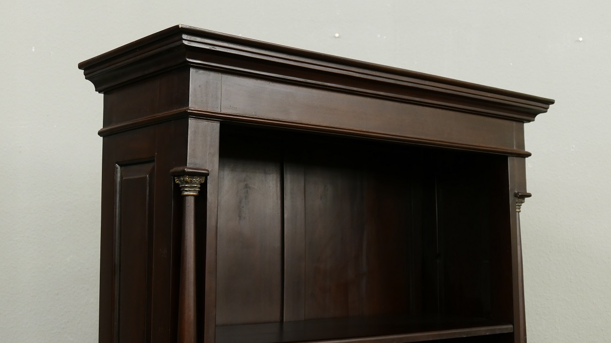 Wunderschönes Buchregal Bücherschrank Bücherregal Regal aus massiv Mahagoni