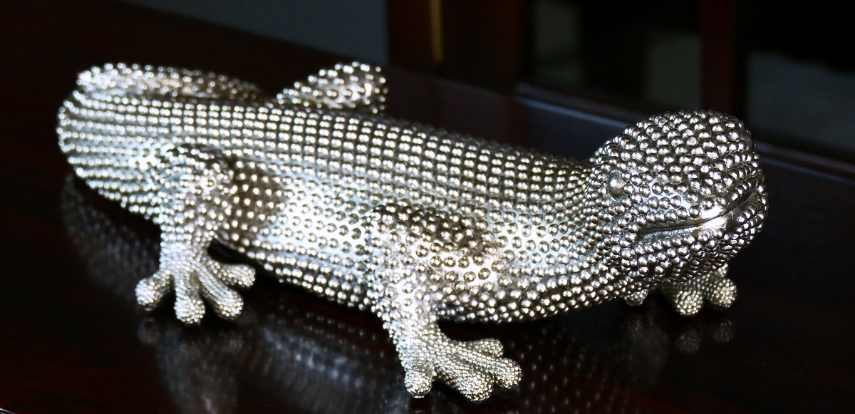 Dekofigur Gecko antiksilber beschichtet Länge 50 cm