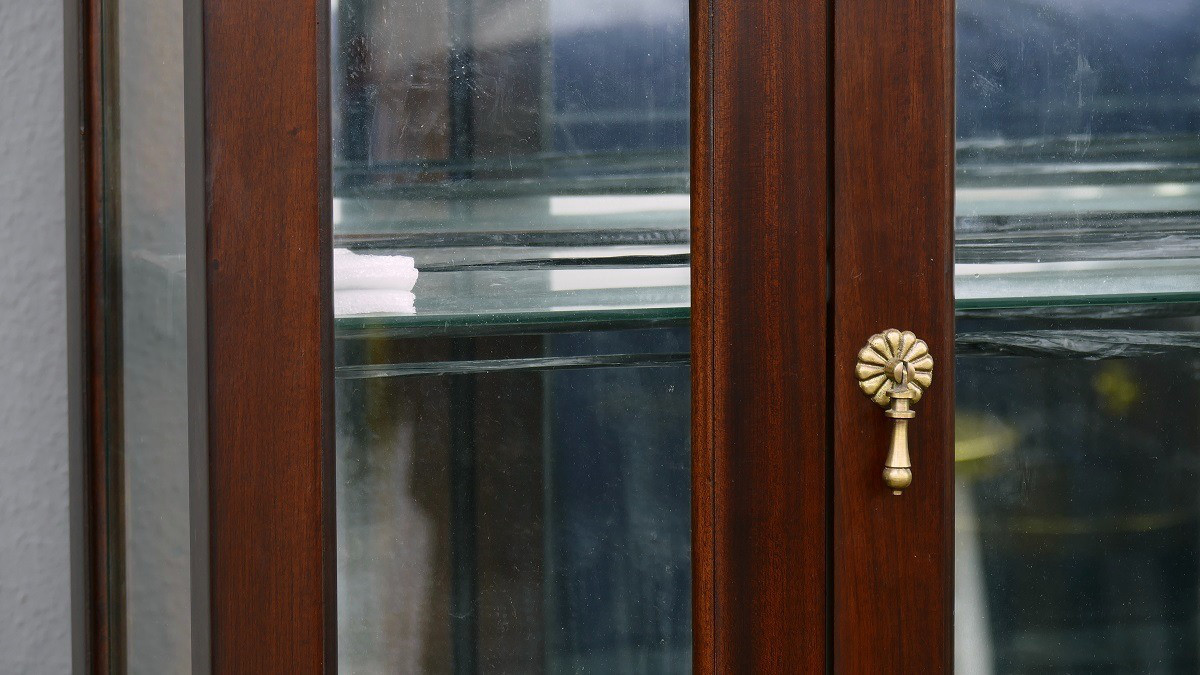 Englische Chippendale Vitrine Schrank Mahagoni