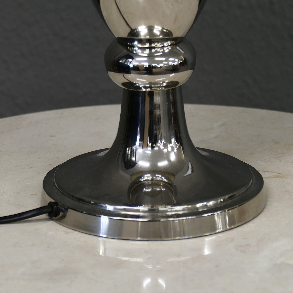 Grosse stylishe Lampe Leuchte Tischleuchte Tischlampe Chrom Black Höhe 81 cm
