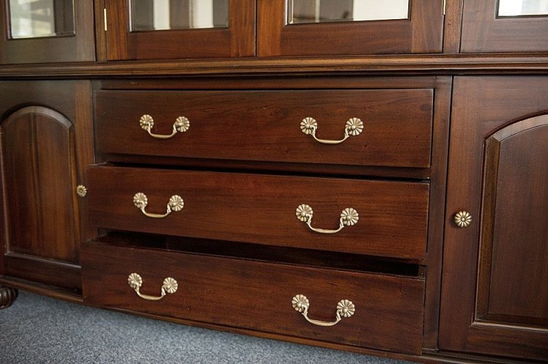 Englischer Chippendale Schrank Buffet Mahagoni Traum