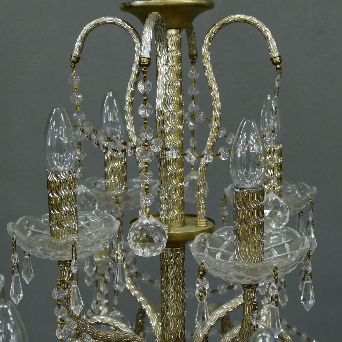 Ausstellungsstück Leuchte Deckenlampe Kronleuchter Lüster Durchm. 70, Höhe 55 cm