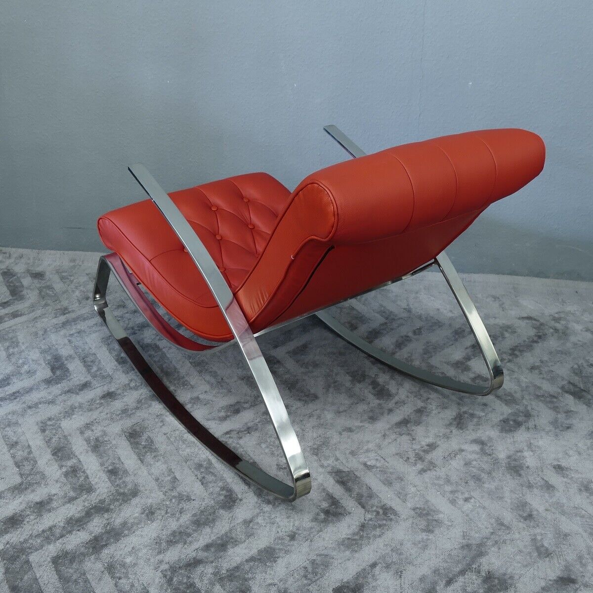 Schaukelstuhl Lounge Liege Sofa Design Klassiker Couch Farbe: Rot