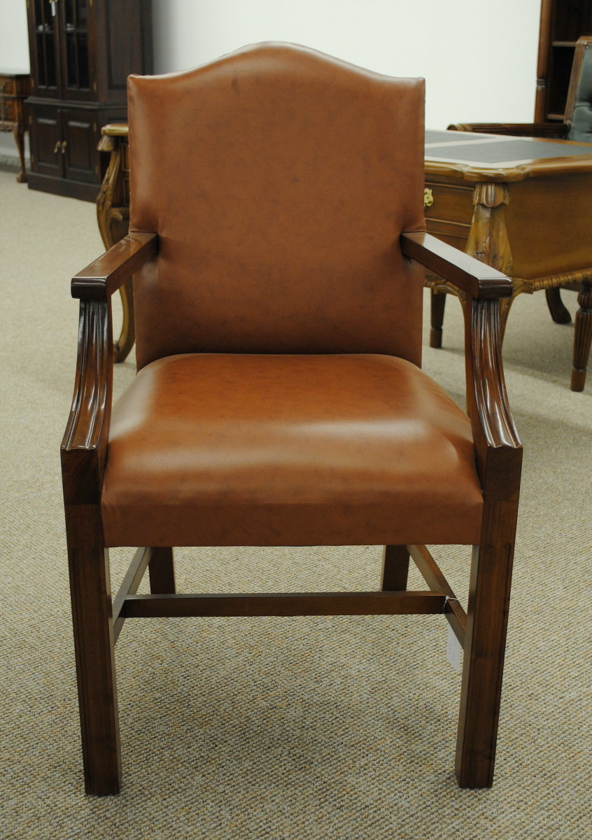 Wunderschöner Sessel mit Armlehne, Mahagoni, Leder brown