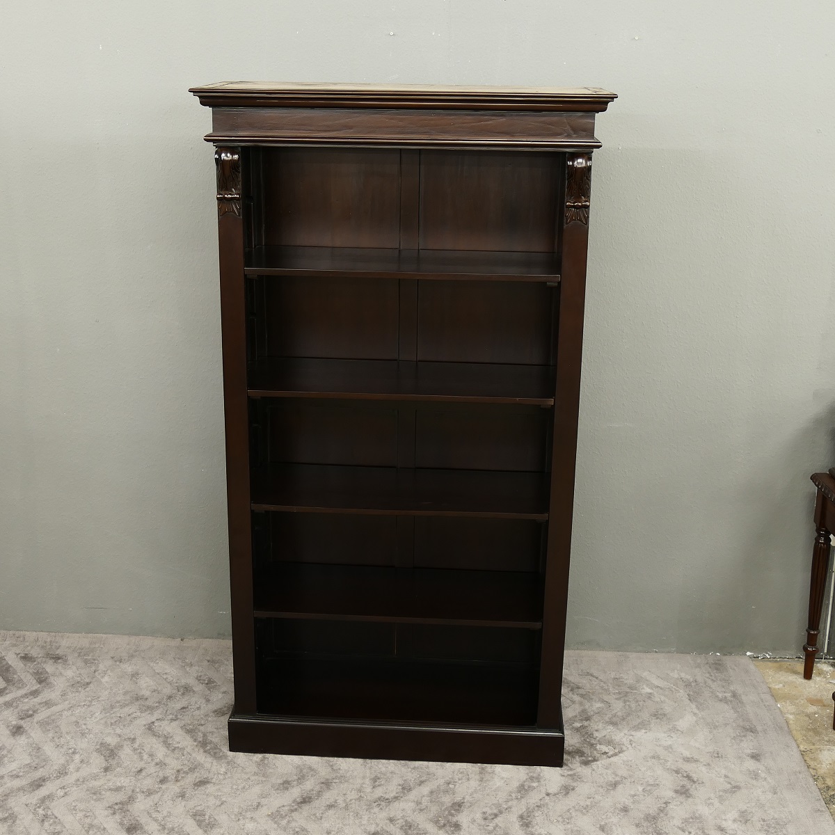 Wunderschönes Buchregal Bücherschrank Bücherregal Regal aus massiv Mahagoni
