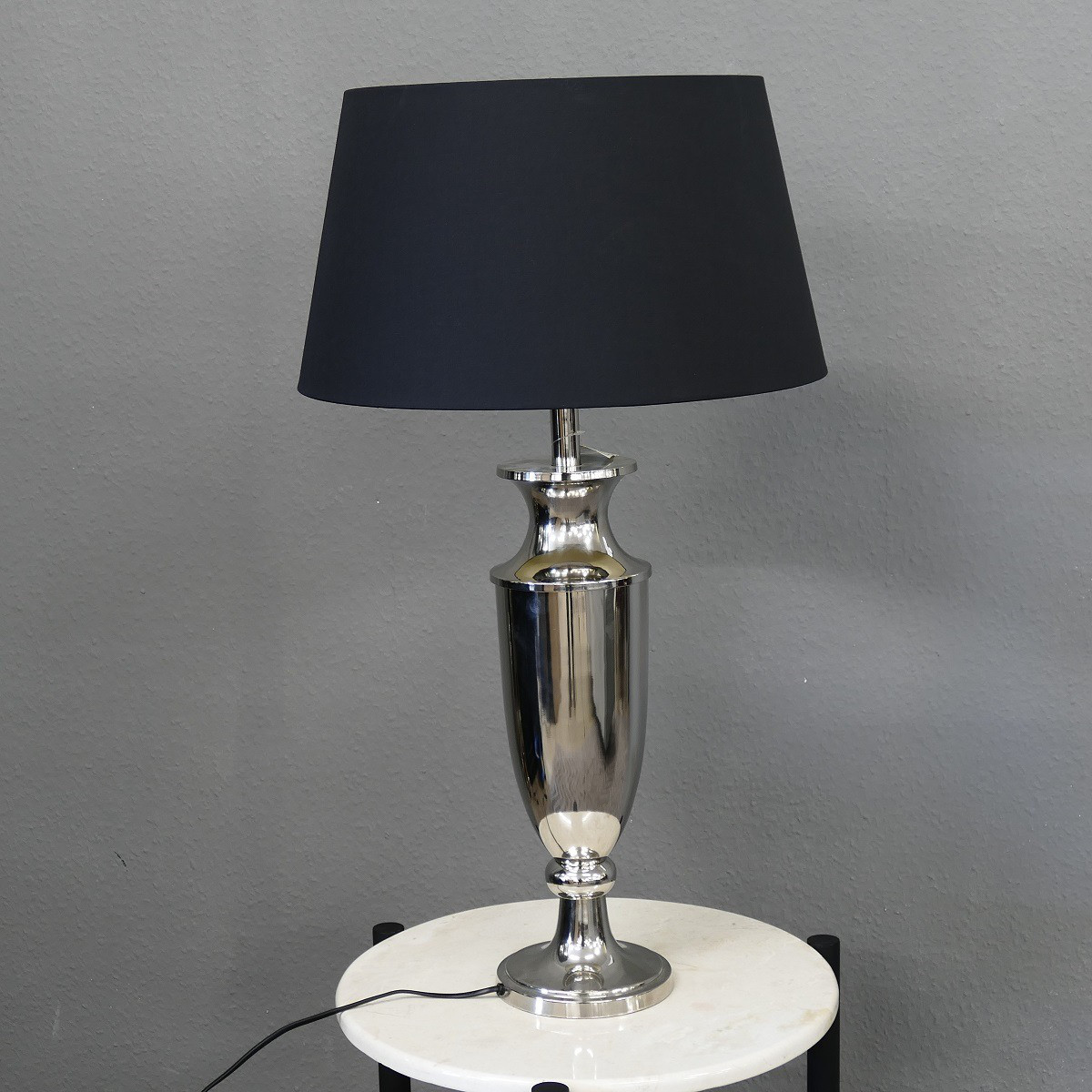 Grosse stylishe Lampe Leuchte Tischleuchte Tischlampe Chrom Black Höhe 81 cm