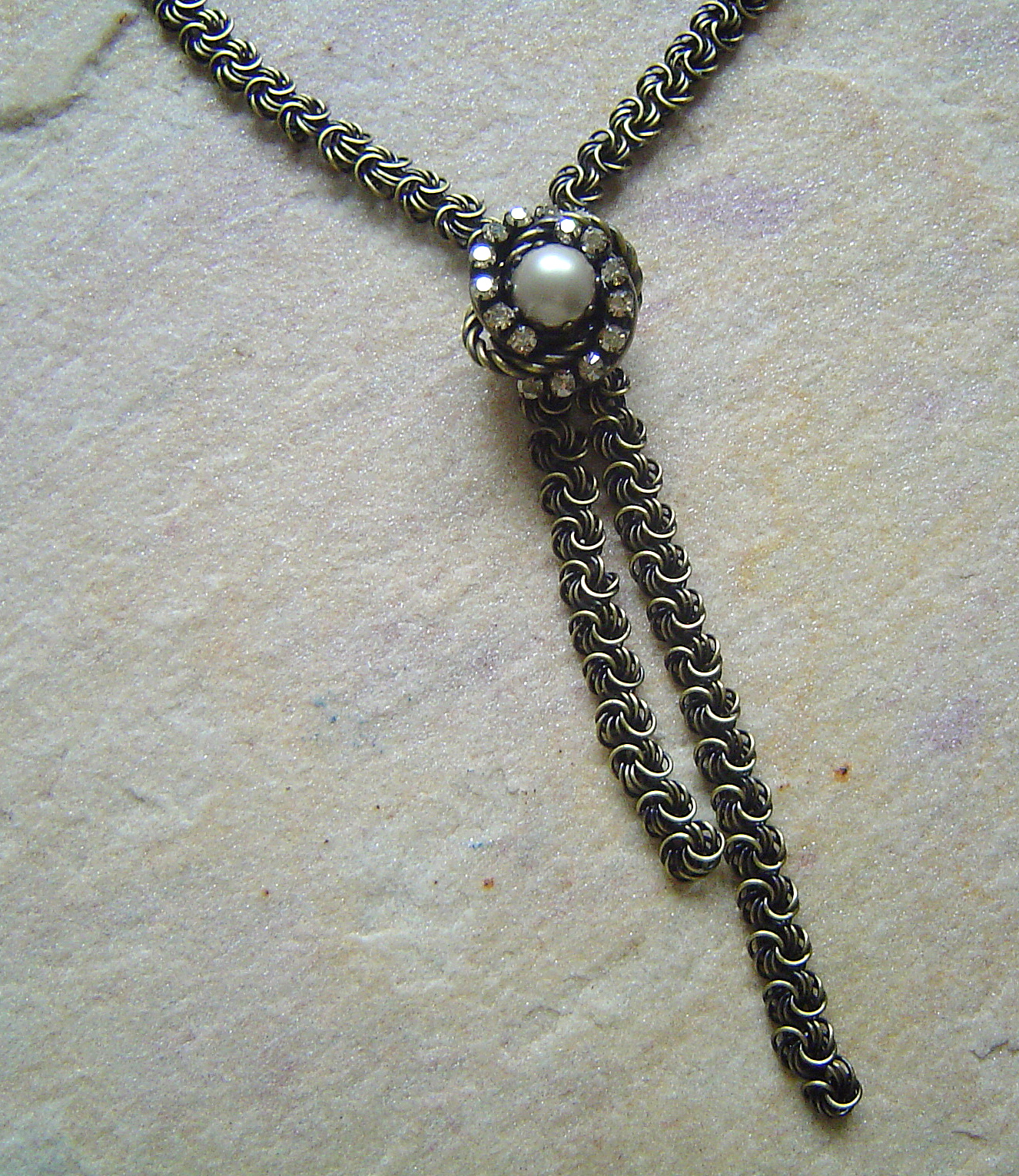 KONPLOTT Kette  Collier La Comtesse light beige antique bronce