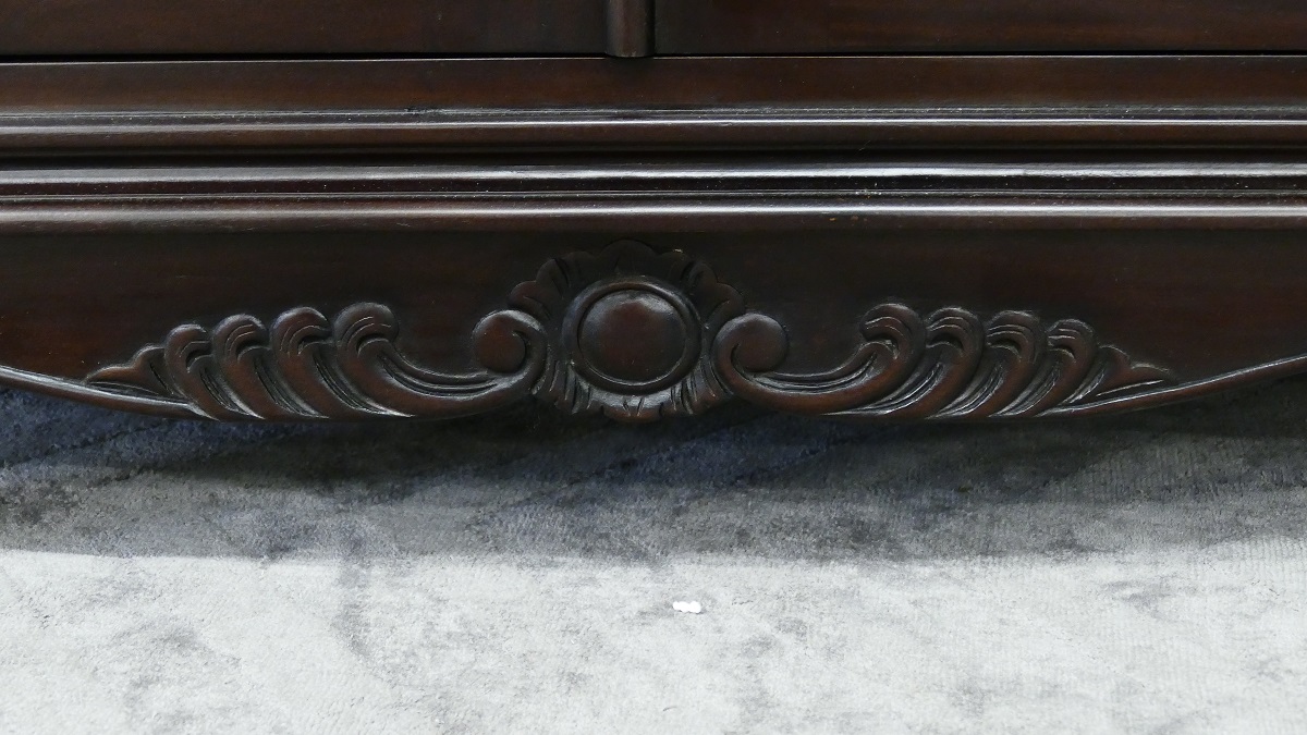 Schrank Buffet Kommode Sideboard massiv Mahagoni Farbe brown Walnuss 