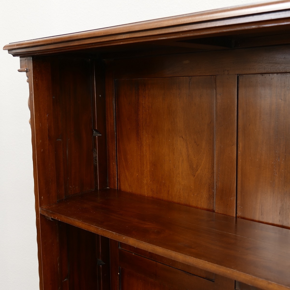 Wunderschönes Buchregal Bücherschrank Bücherregal Regal aus massiv Mahagoni