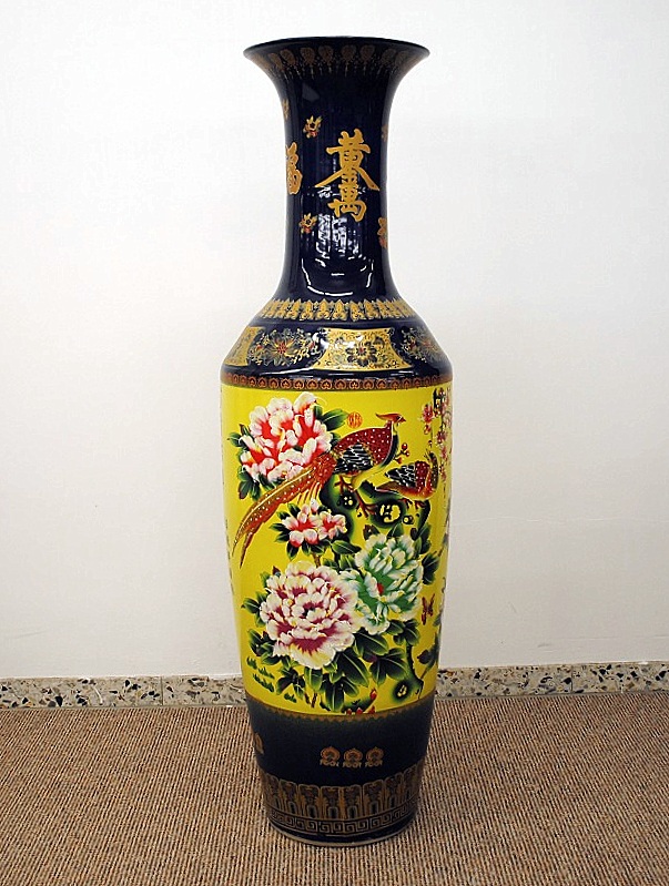 Monumentales Prunkgefäß Standvase Vase hochwertiges China Porzellan H 140 cm
