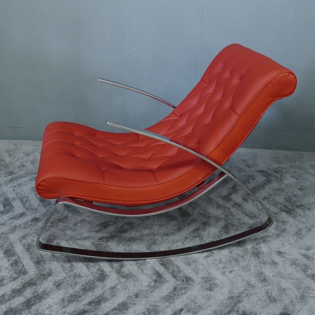 Schaukelstuhl Lounge Liege Sofa Design Klassiker Couch Farbe: Rot