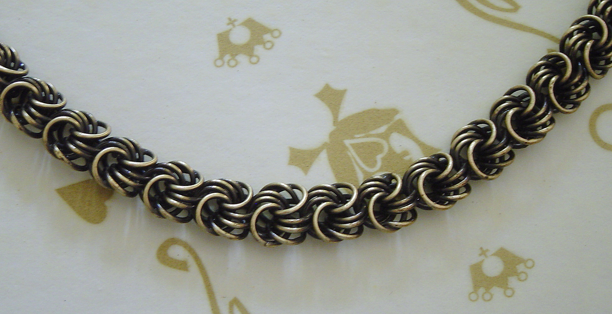 KONPLOTT Kette La Comtesse beige  antique bronce