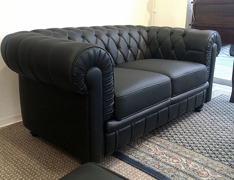 2-Sitzer Modell YS-2008 Sessel Couch Sofa Chesterfield Design Italy Leder black
