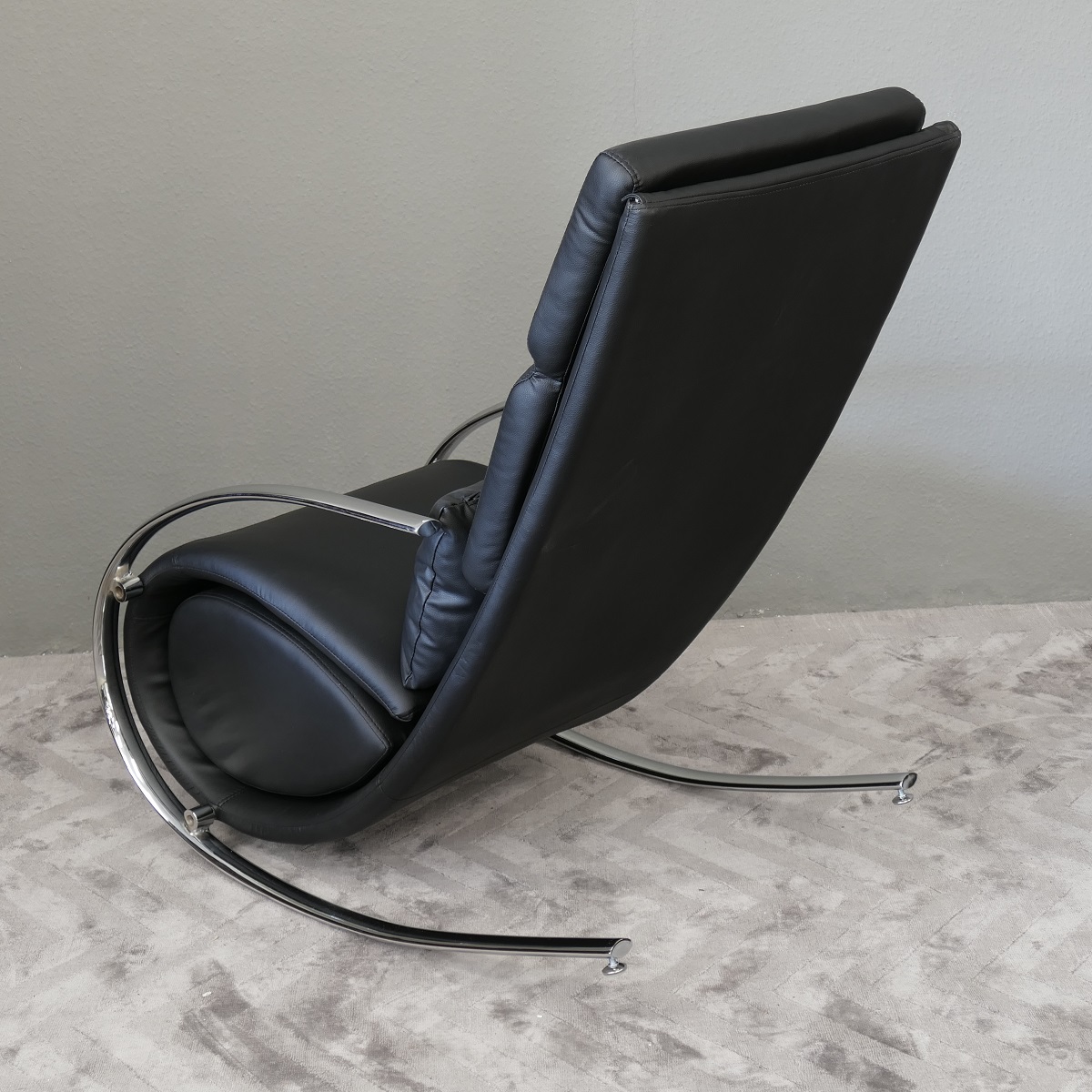 Schaukelstuhl Relaxliege Lounge Chair New Design Farbe: black