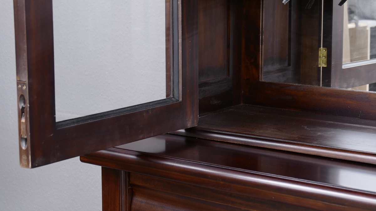 Buffet Schrank Mahagoni massiv Victorianischer Stil