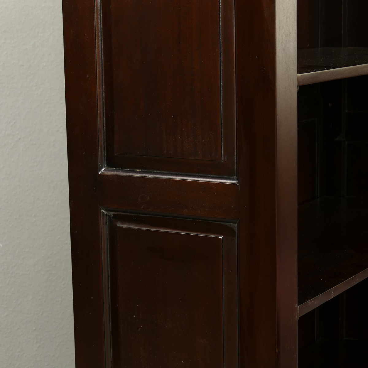 Wunderschönes Buchregal Bücherschrank Bücherregal Regal aus massiv Mahagoni