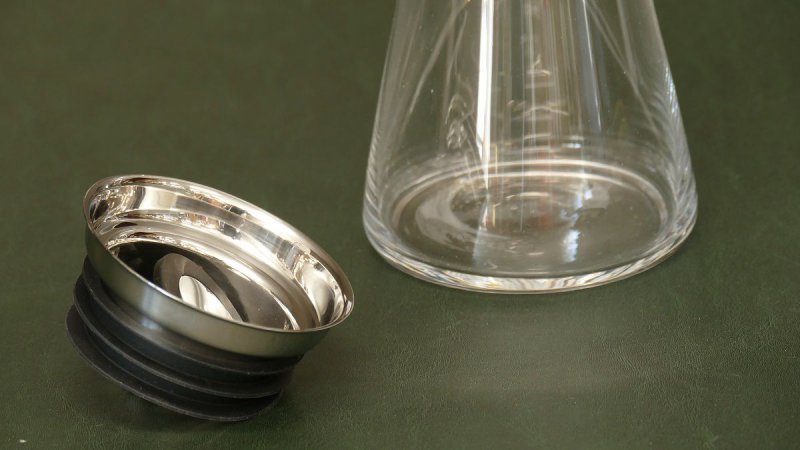 Karaffe Wasserkaraffe Saftkrug Krug Waterjug aus Glas 1,3 Liter