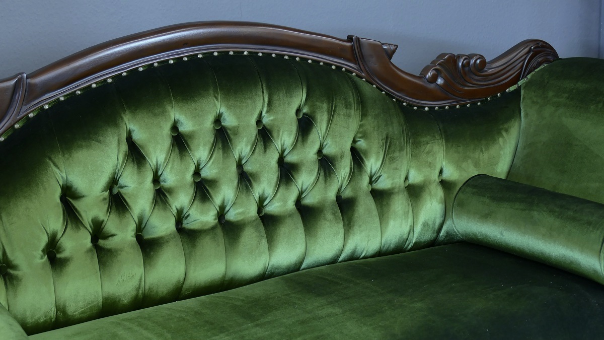 Wunderschöne Recamiere Ottomane Couch Mahagoni