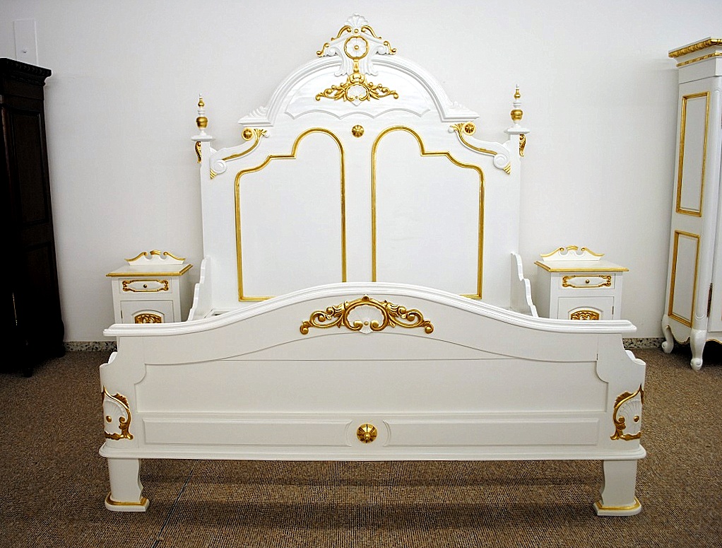 Wunderschönes Rococo Bett Mahagoni weiss gold