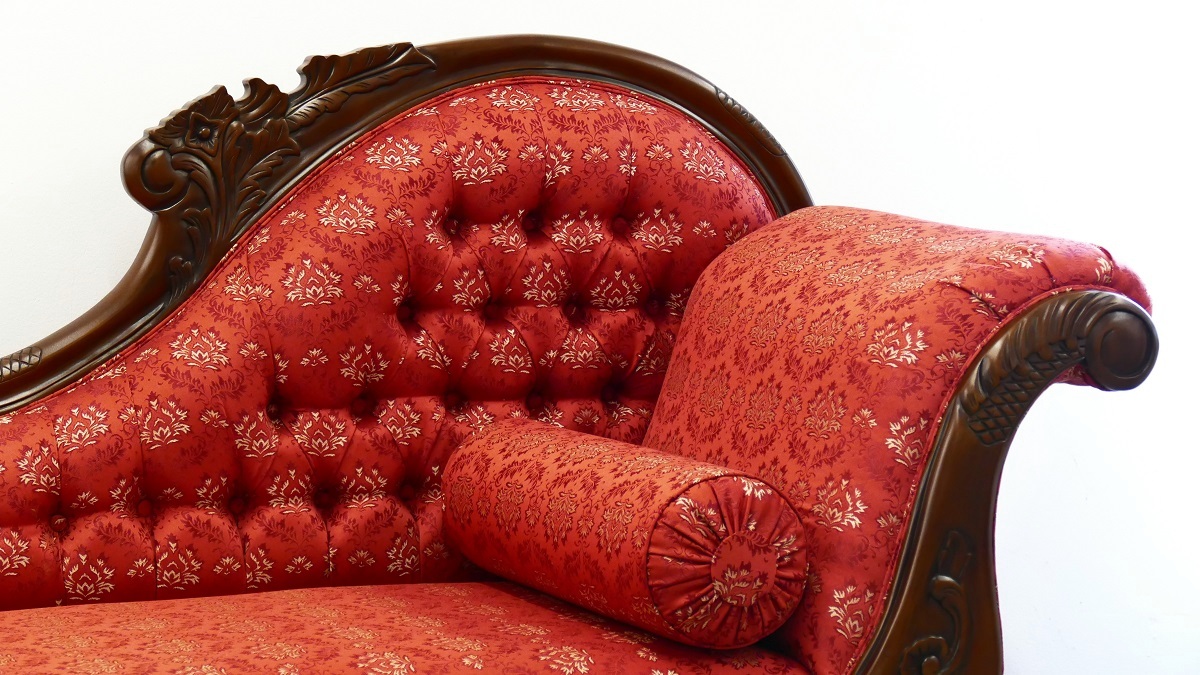 Wunderschöne Couch Recamiere Ottomane Mahagoni brown Walnuss Bezug Textil
