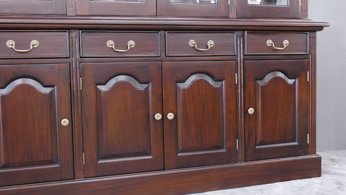 Englischer Chippendale Schrank Buffet Mahagoni Traum