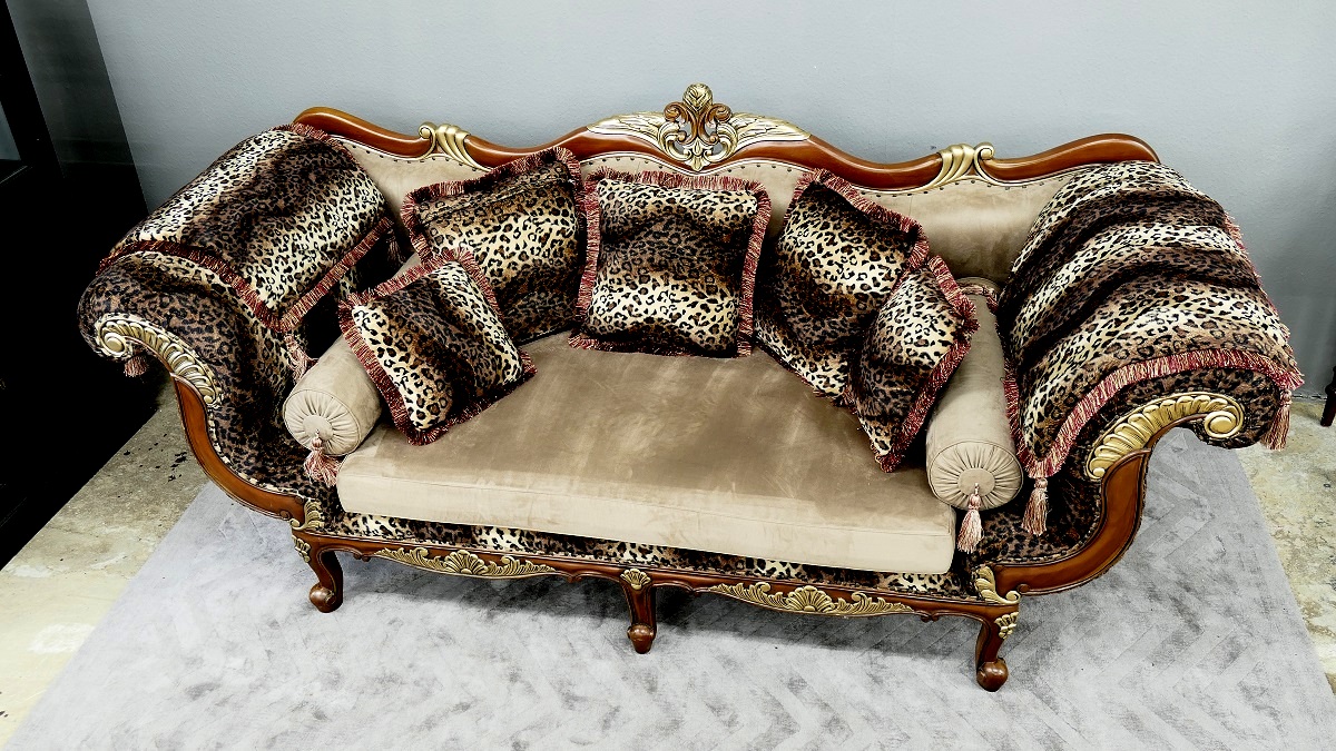 Designersofa Sofa Couch Sessel Couchgarnitur Ottomane Mahagoni Hunter 3-Sitzer