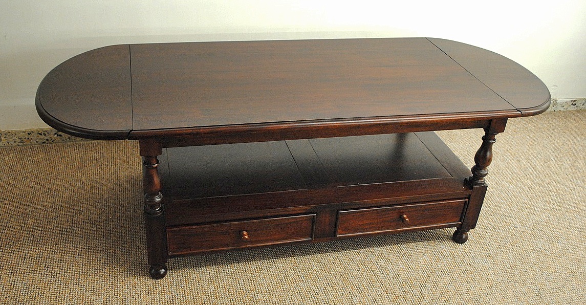 Mahagoni Tisch im Kolonial Stil Couchtisch 175 120 cm