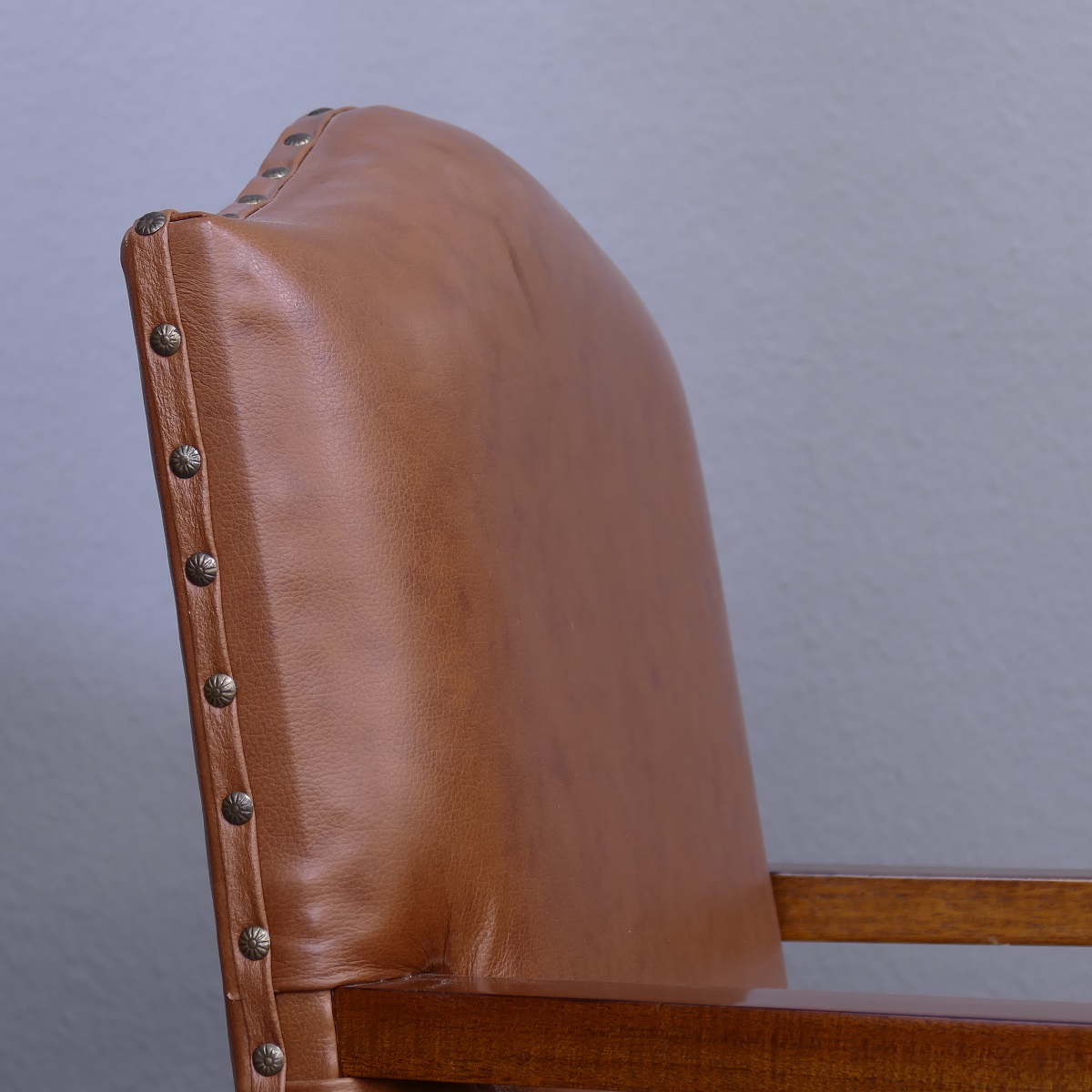 Wunderschöner Sessel mit Armlehne, Mahagoni, Leder brown
