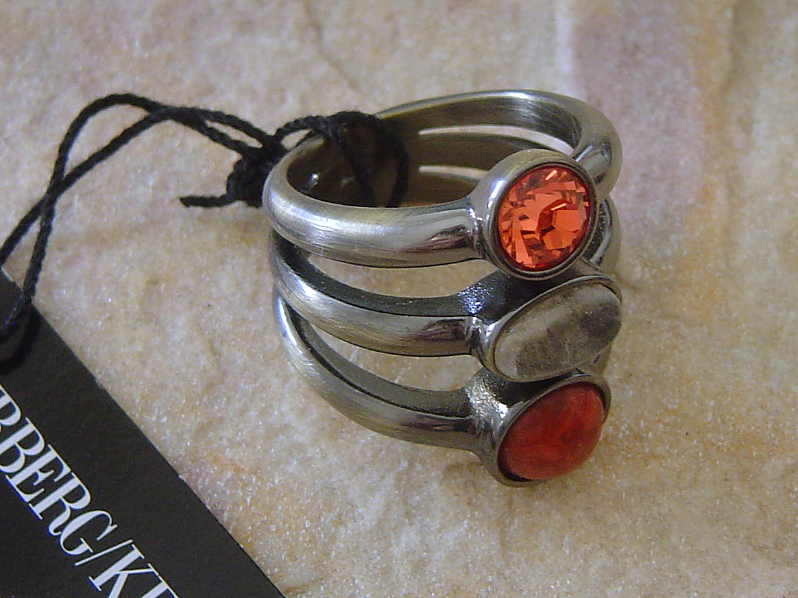 Dyrberg Kern, Ring LAKA B  CORAL, PARADOXE