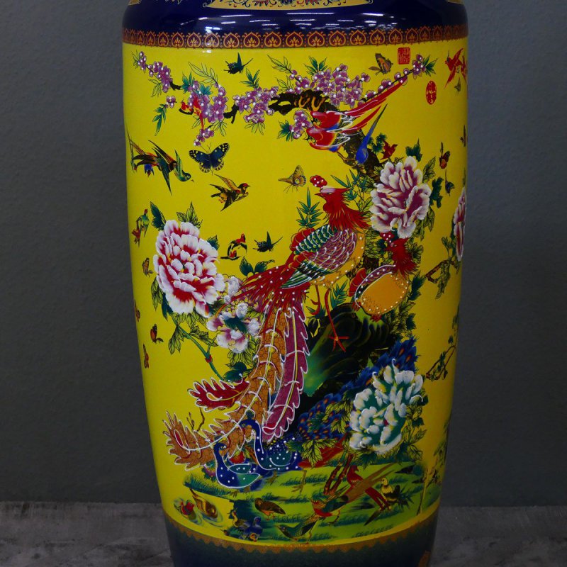 Monumentales Prunkgefäß Standvase Vase hochwertiges China Porzellan H 140 cm