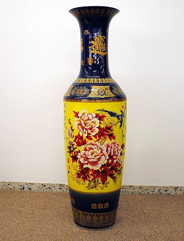 Monumentales Prunkgefäß Standvase Vase hochwertiges China Porzellan H 140 cm