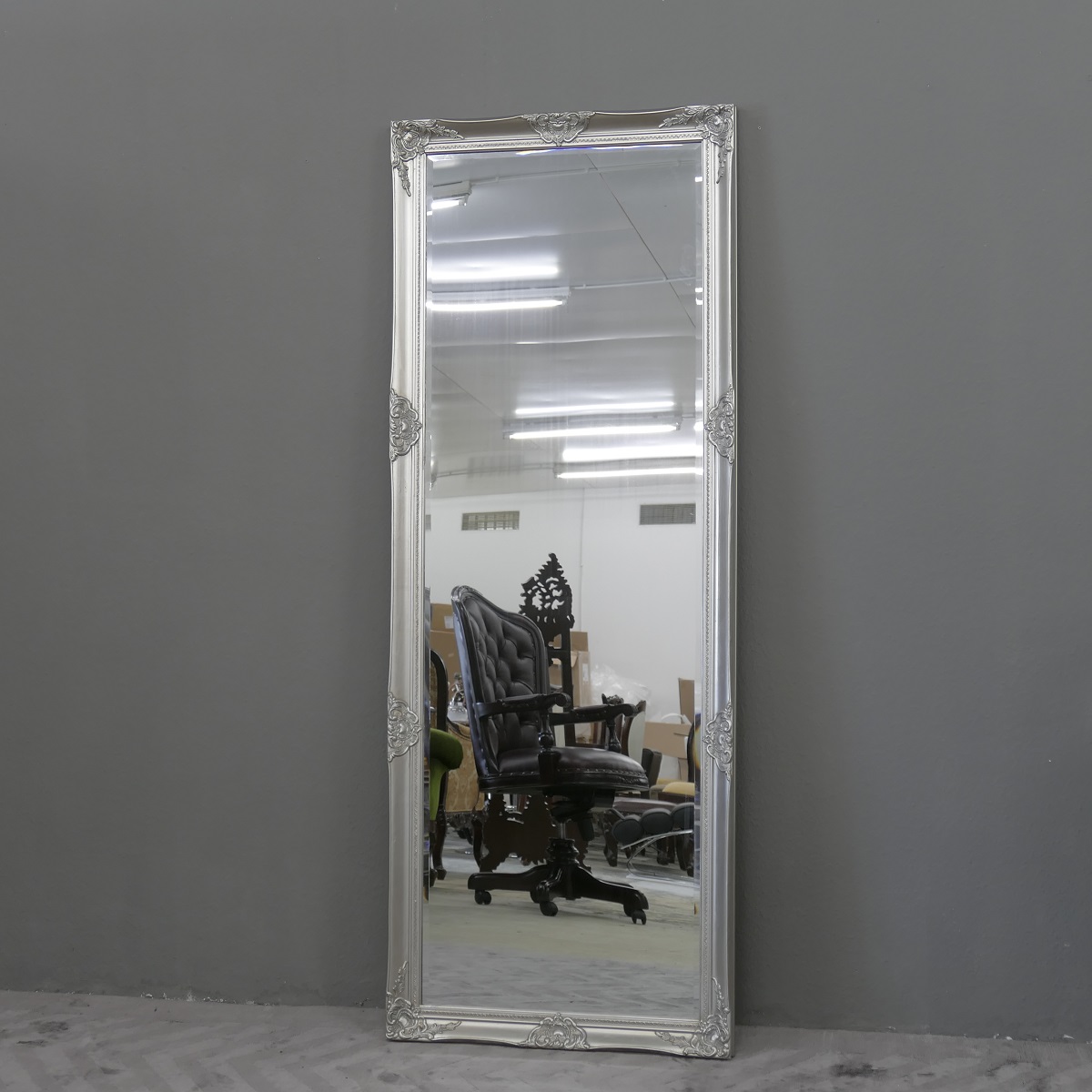 Grosser Spiegel Wandspiegel Farbe Shiny Silber mit Facettenschliff 70 x 185 cm