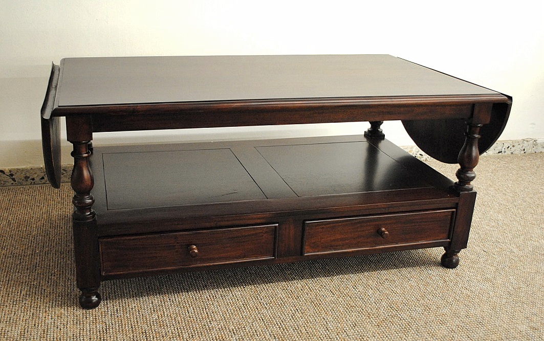 Mahagoni Tisch im Kolonial Stil Couchtisch 175 120 cm