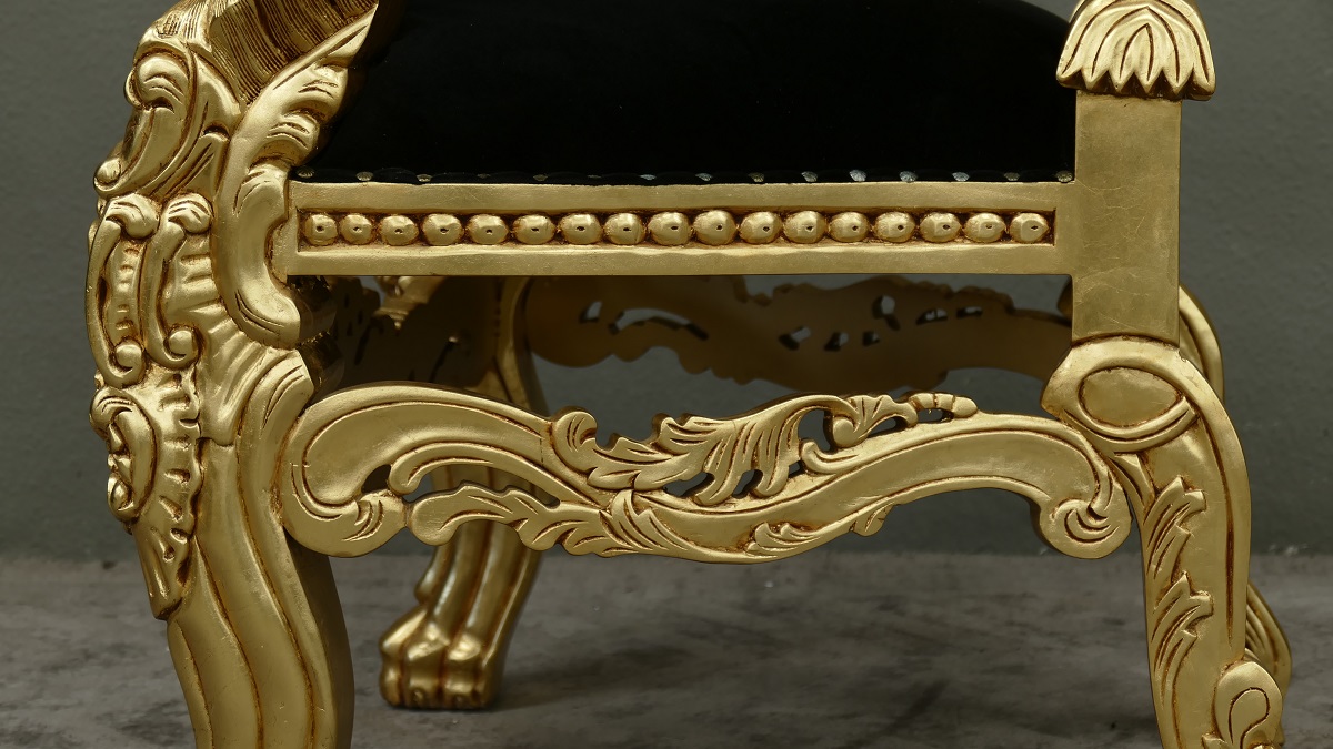 Dekorativer Thron Thronstuhl Sessel Mahagoni Gold Samt schwarz
