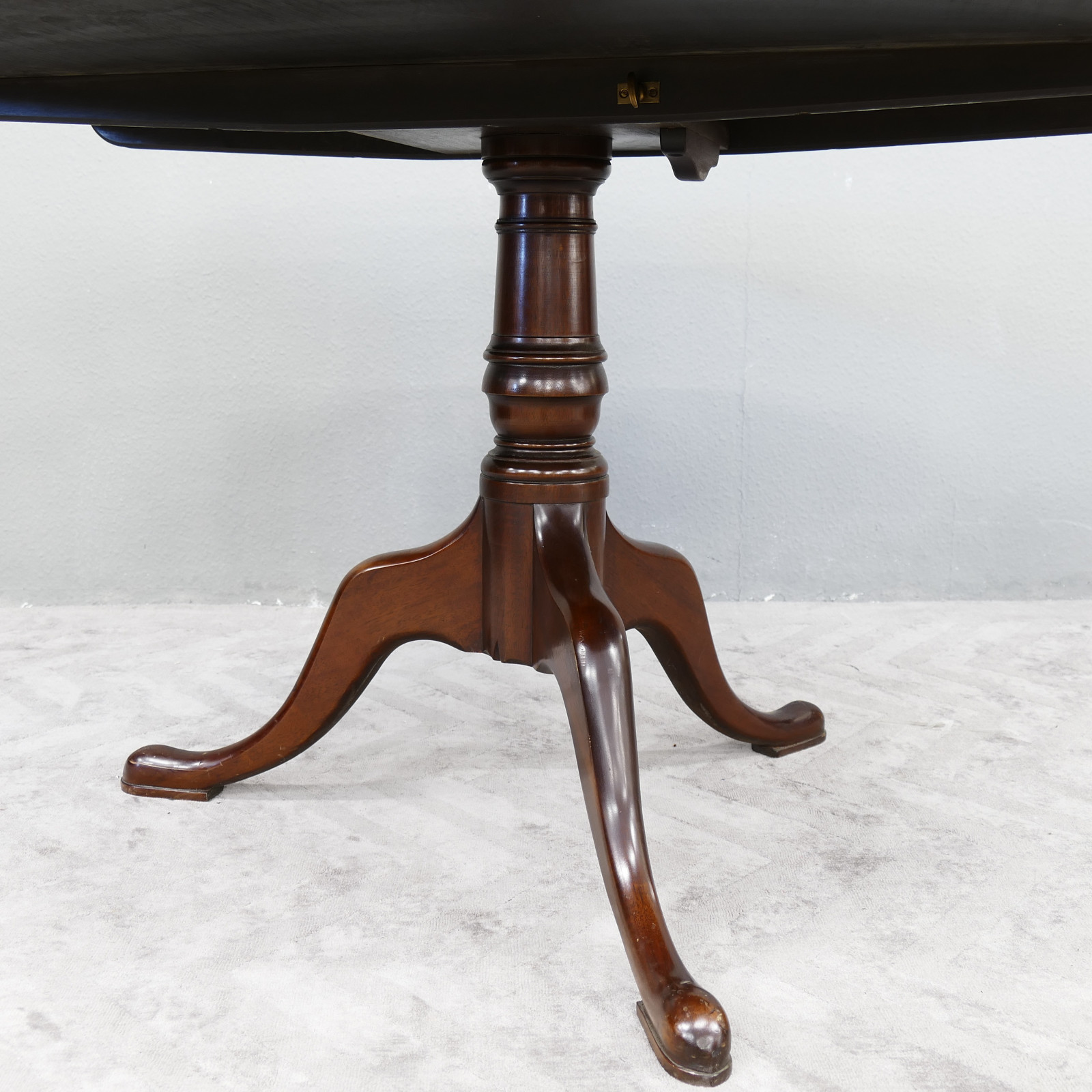 Tisch rund Teetisch Beistelltisch Winetable klappbar Mahagoni Antik um 1890