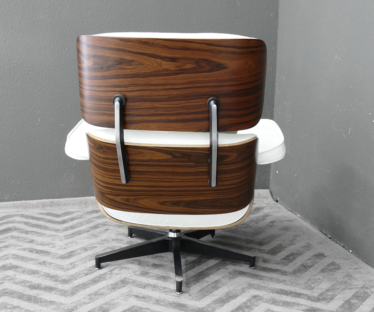 Relax Sessel mit Fußteil Ottoman Design Klassiker Leder 