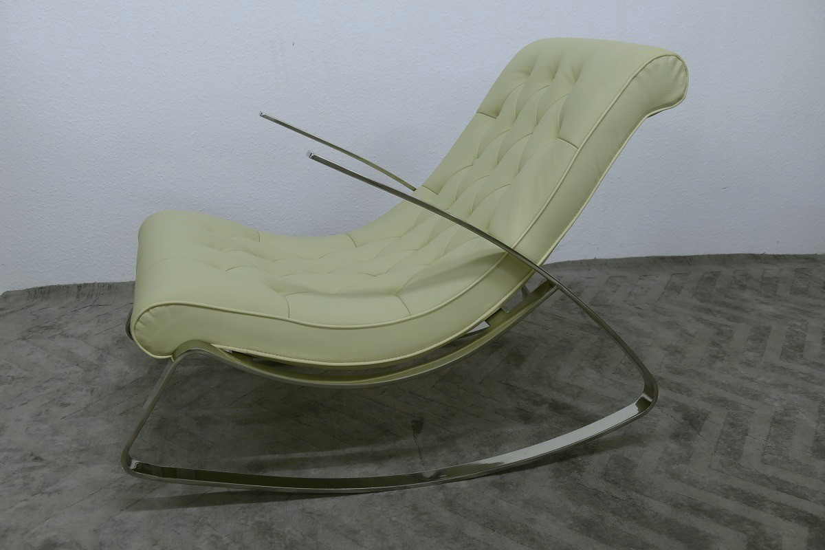 Schaukelstuhl Lounge Liege Sofa Design Klassiker Couch Farbe: Cream