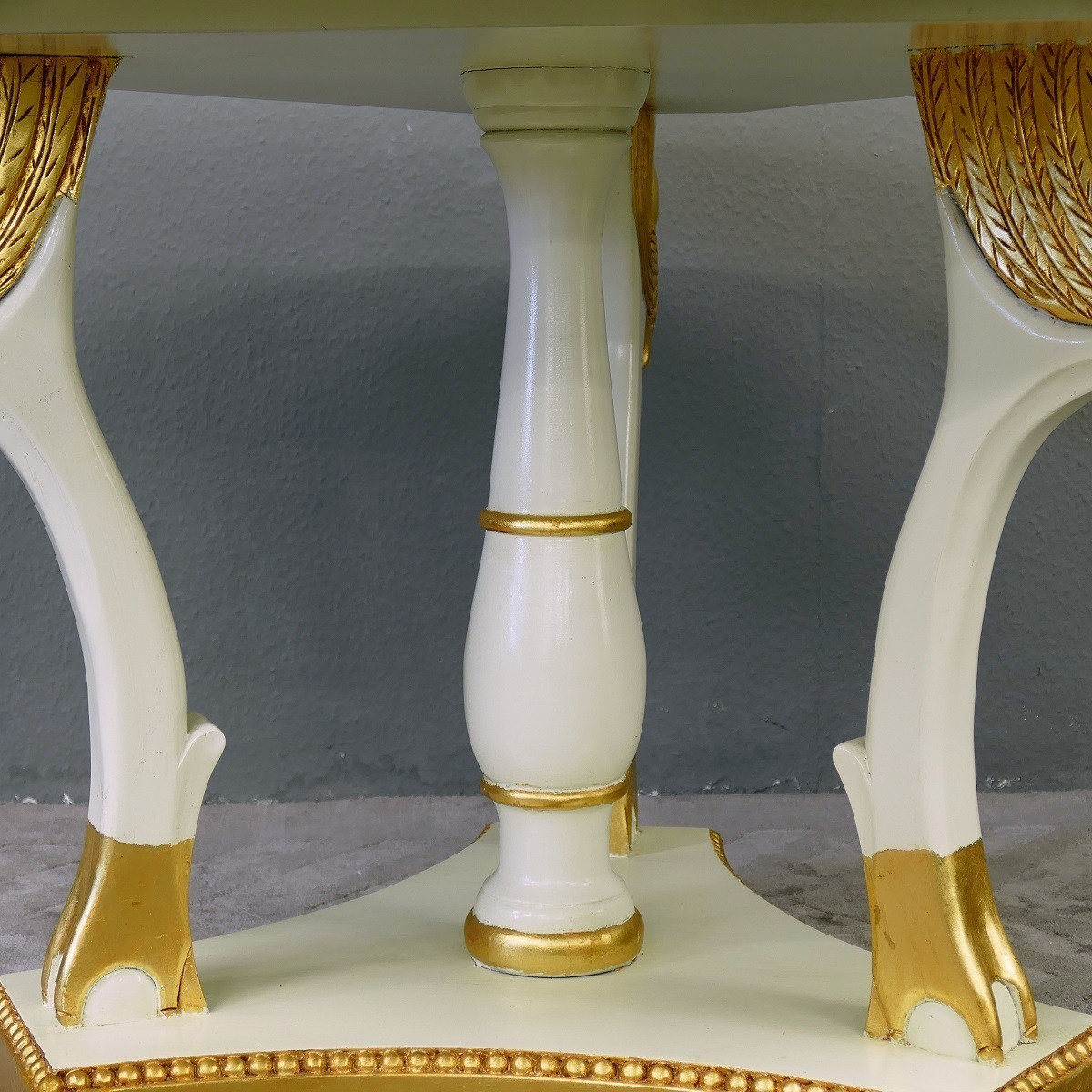 Chippendale Tisch Esstisch Mahagoni excellent white / gold Ausstellungsstück