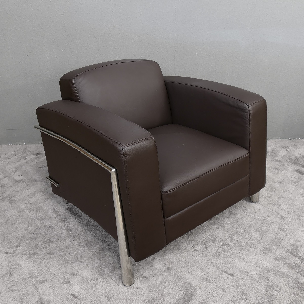Leder Sessel  Designer Sessel Lounge Office Verona Leather