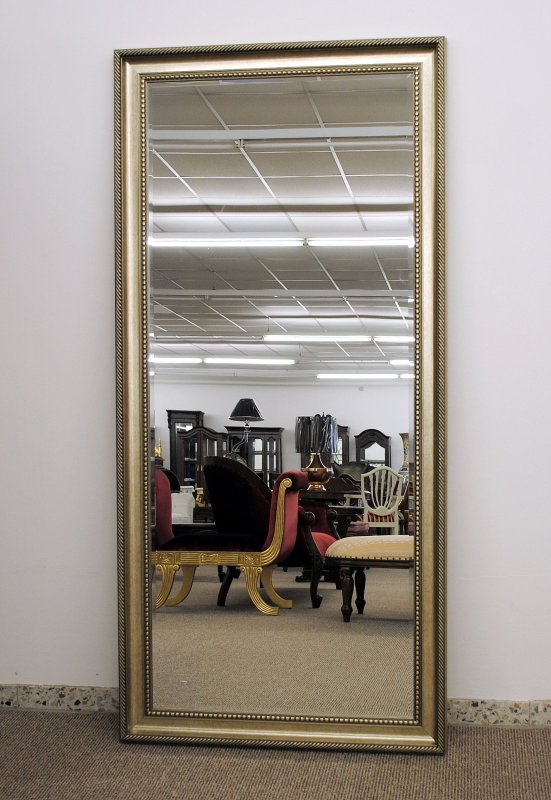 Grosser Spiegel Farbe Silber mit Facettenschliff 103 x 178 cm